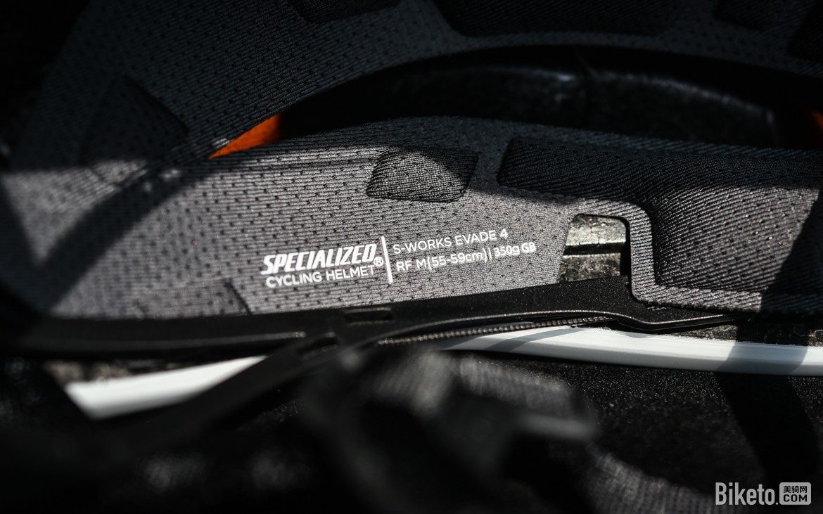 重返经典造型 S-WORKS EVADE 4气动头盔评测