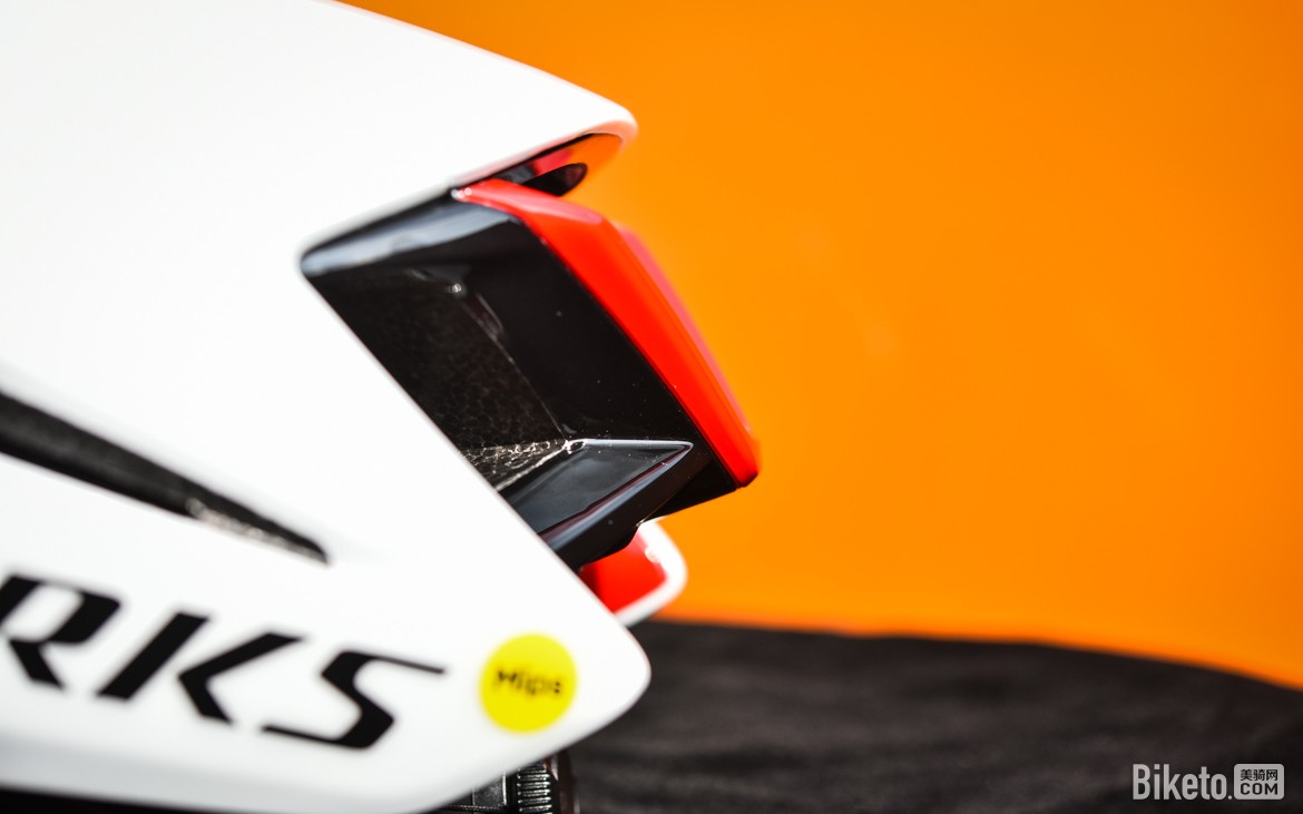 重返经典造型 S-WORKS EVADE 4气动头盔评测