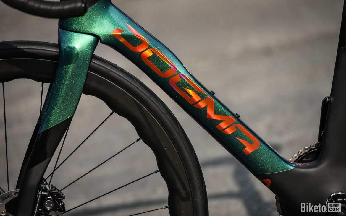 伪装成耐力车的竞赛公路车 Pinarello Dogma X公路车评测