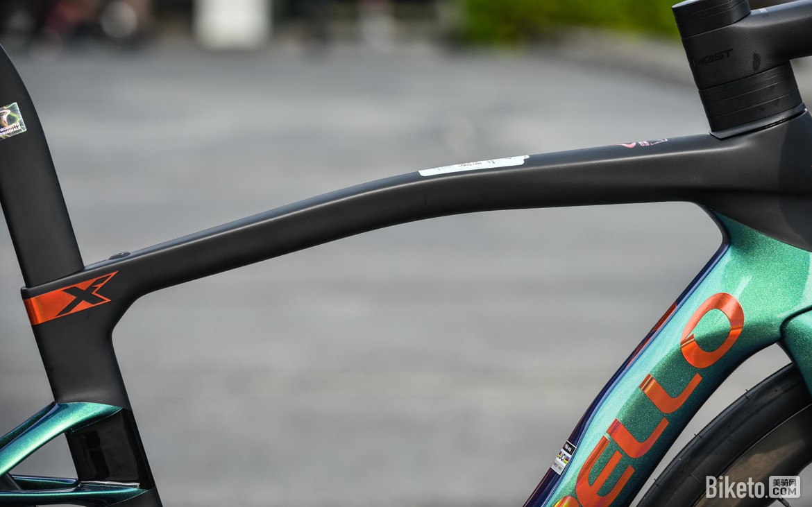 伪装成耐力车的竞赛公路车 Pinarello Dogma X公路车评测