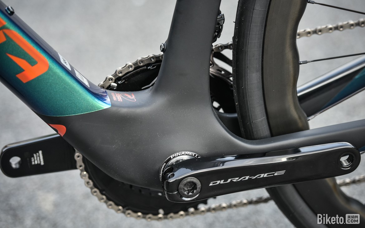伪装成耐力车的竞赛公路车 Pinarello Dogma X公路车评测