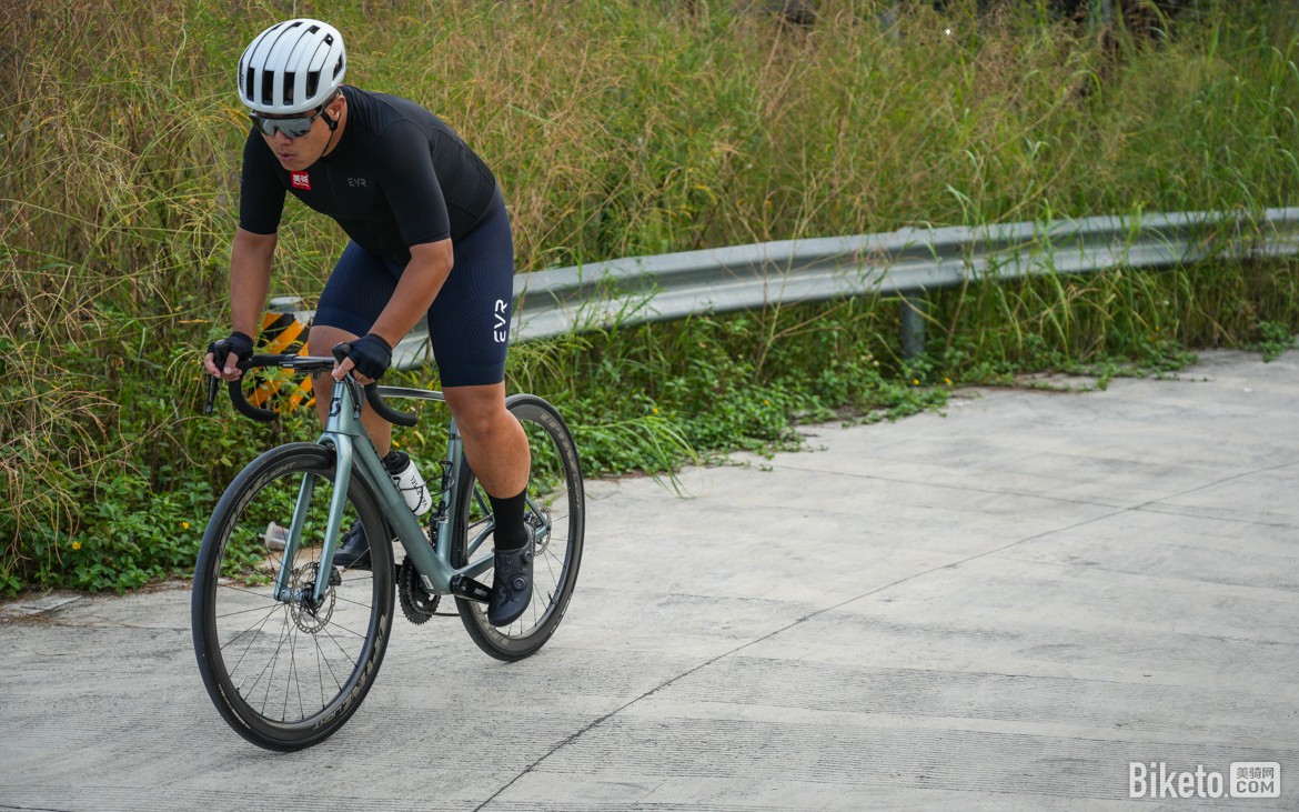 终获真宽版 SHIMANO S-PHYRE RC910公路骑行鞋评测