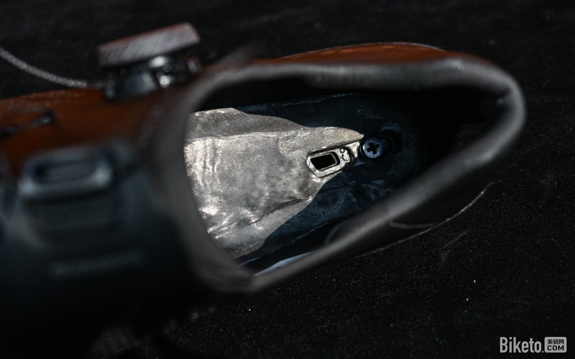 终获真宽版 SHIMANO S-PHYRE RC910公路骑行鞋评测