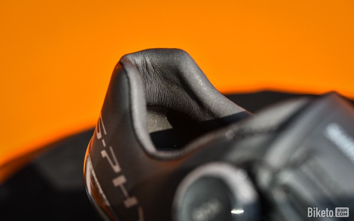 终获真宽版 SHIMANO S-PHYRE RC910公路骑行鞋评测