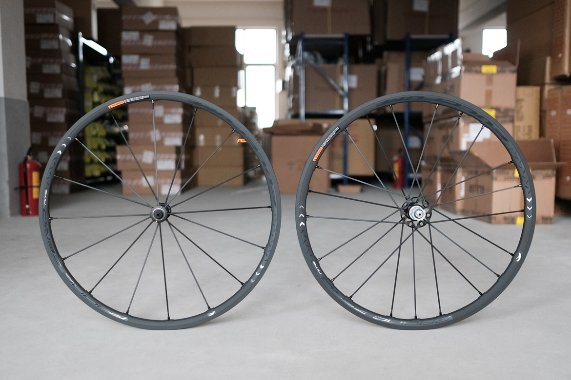 先睹为快:2017全新Fulcrum Speed 40T & Racing Zero Nite 先睹为快:2017全新Fulcrum Speed 40T & Racing Zero Nite