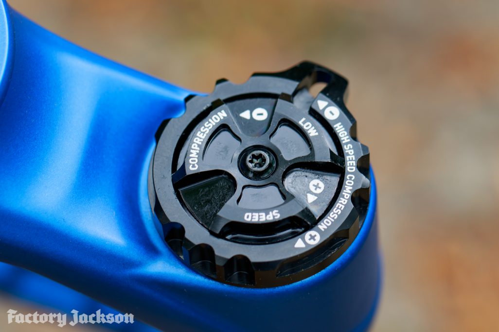 革命性创新:Cane Creek Helm 山地前叉 革命性创新:Cane Creek Helm 山地前叉