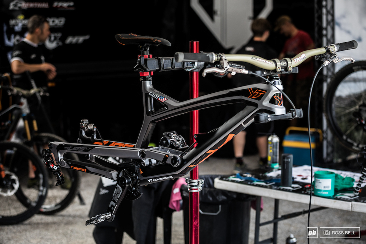 ���¸�ս�۴���ǰϦ����ʦ���ڸ���