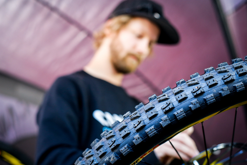 速降世界杯轮胎 速降世界杯轮胎