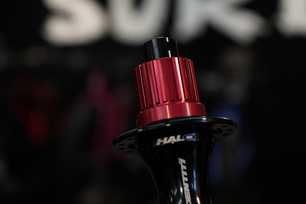 p5pb18213314.jpg p5pb18213314.jpg