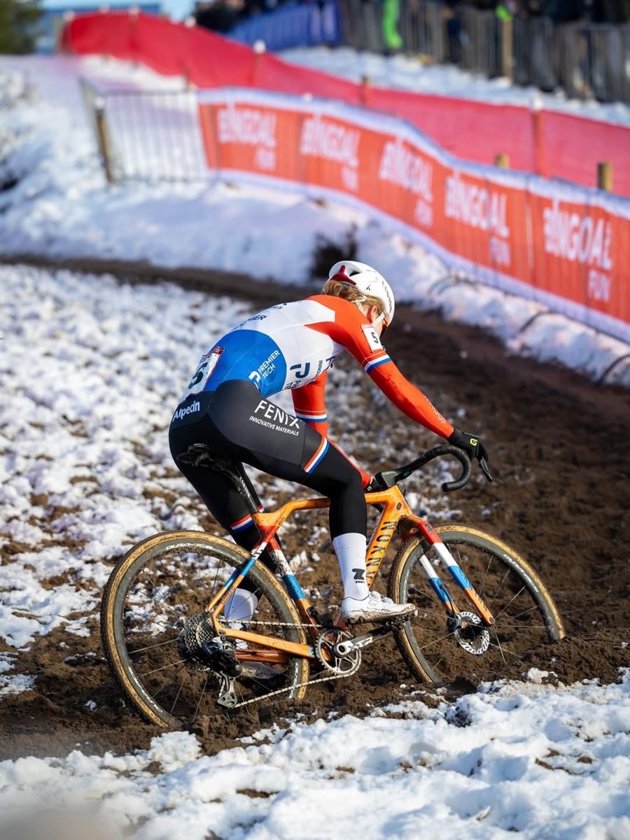 SHIMANO XTR DI2�μӹ�·ԽҰ��