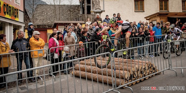 奥地利城市登山车争先赛美利达选手表现精彩