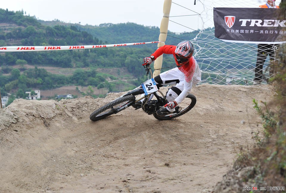 亚洲山地车锦标赛,亚锦赛,速降赛,成都