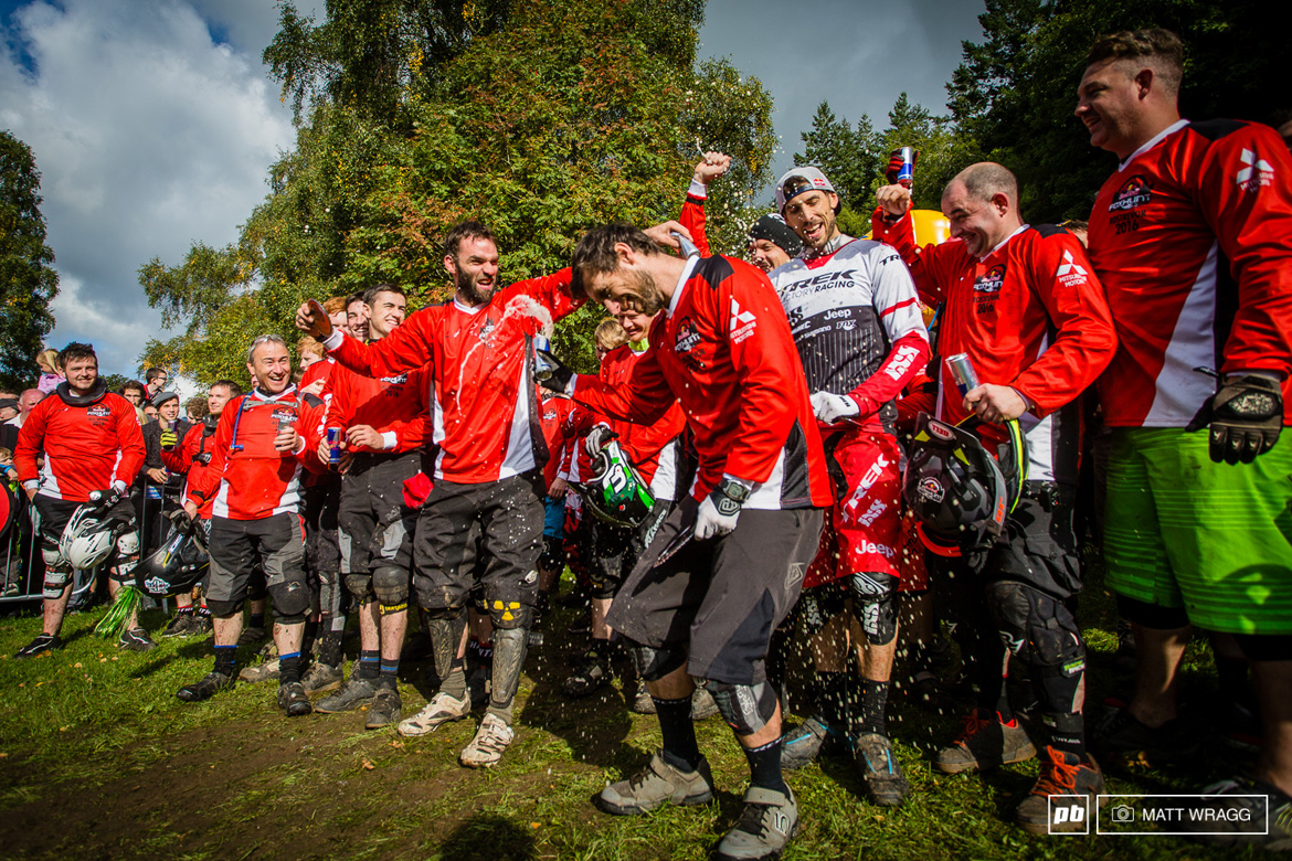 �ٽ�,�޿�Trek,������Խ,ɽ�س�