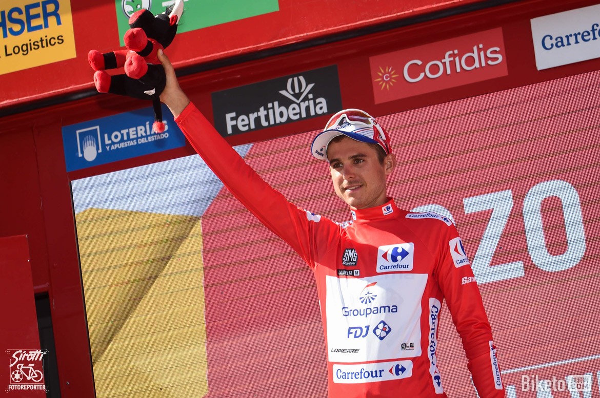 ����,Ī����