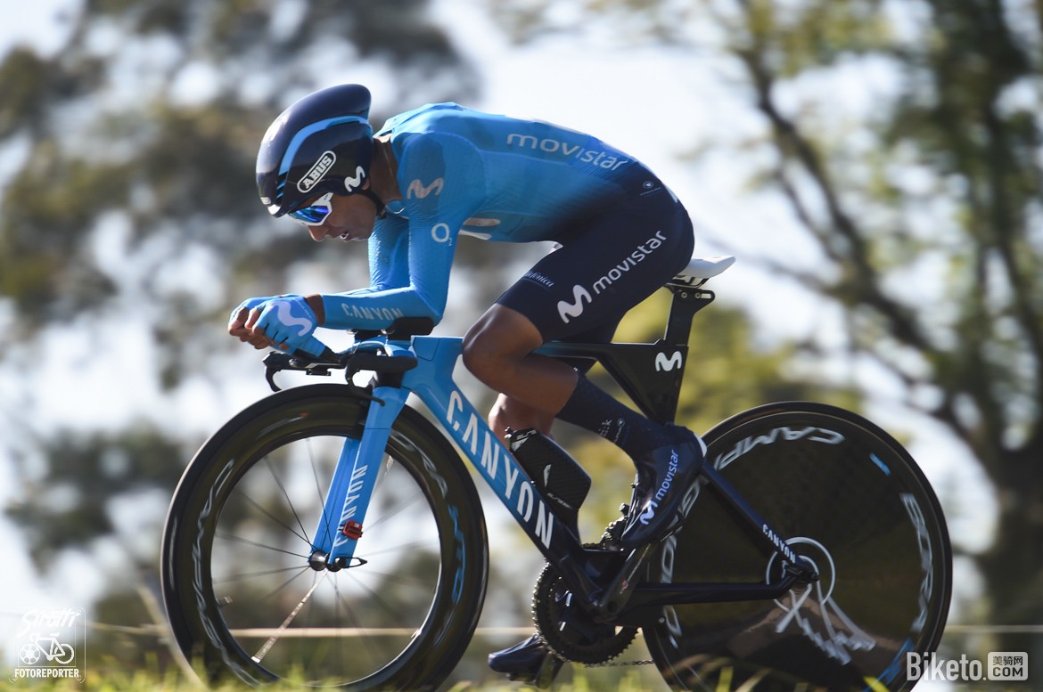 ����,������