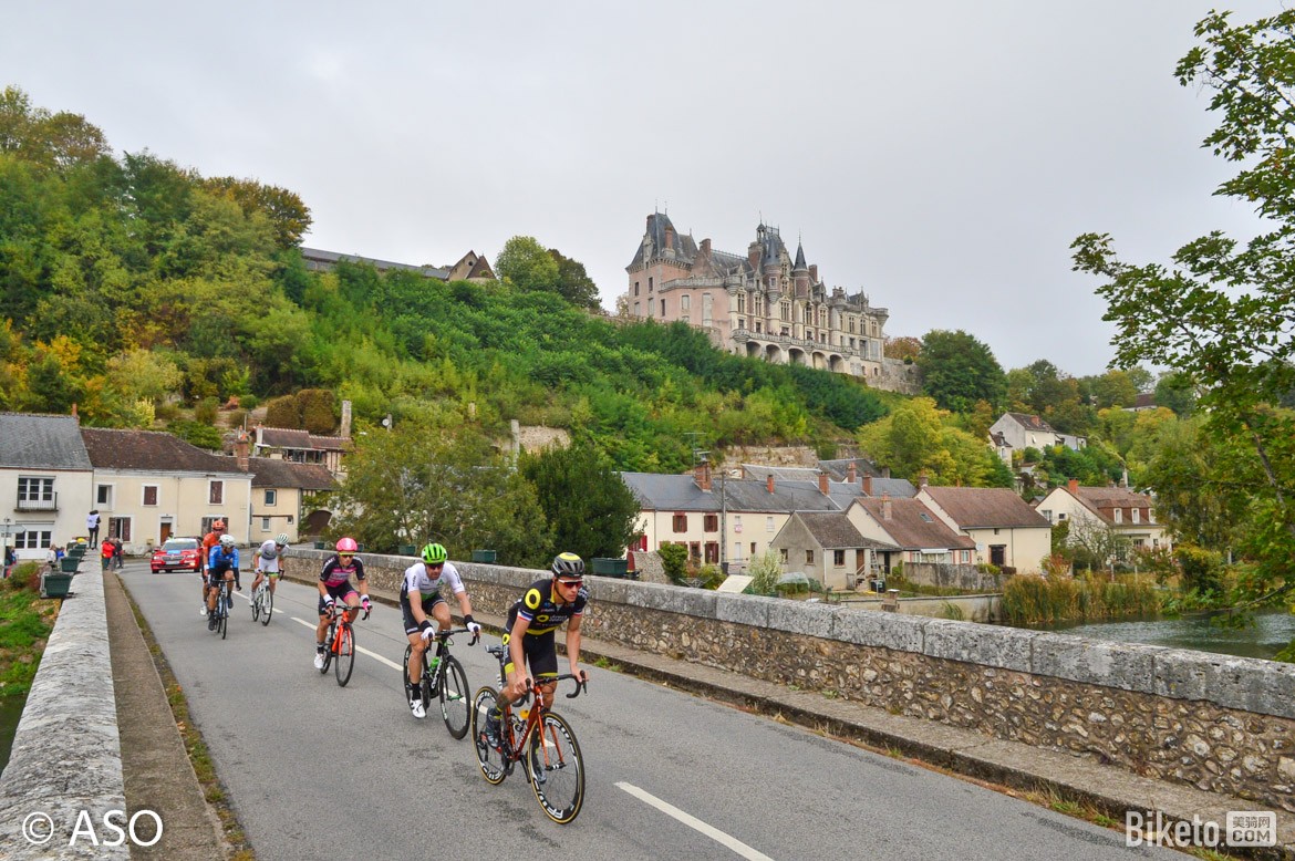 巴黎图尔 巴黎图尔