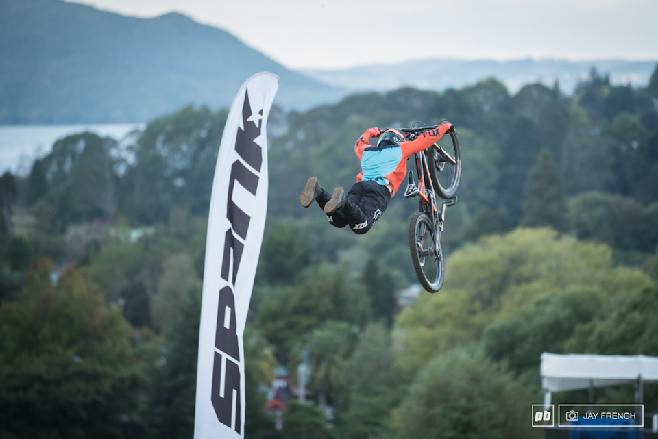 Sam Renyolds�������˷��趯��