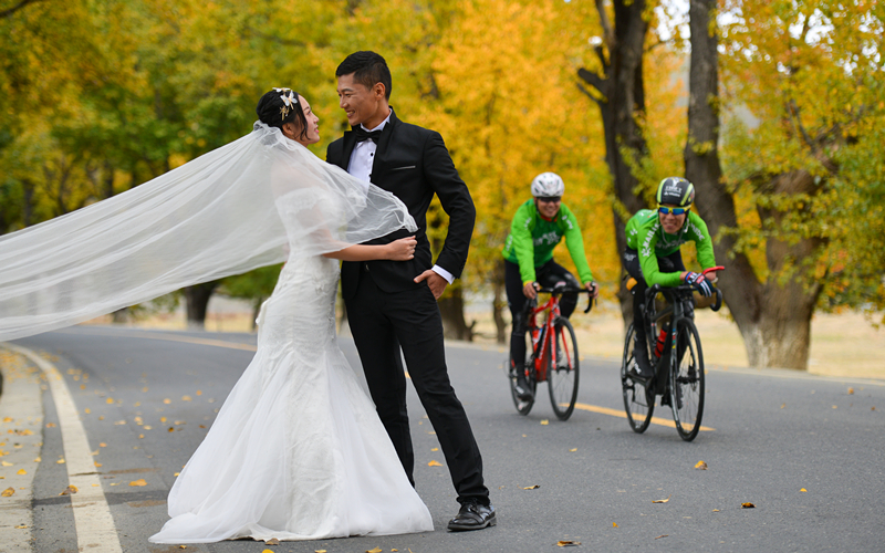 骑闯天路,318川藏线,骑行西藏,婚纱摄影 骑闯天路,318川藏线,骑行西藏,婚纱摄影