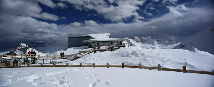 达古冰山-冰山之巅.jpg 达古冰山-冰山之巅.jpg