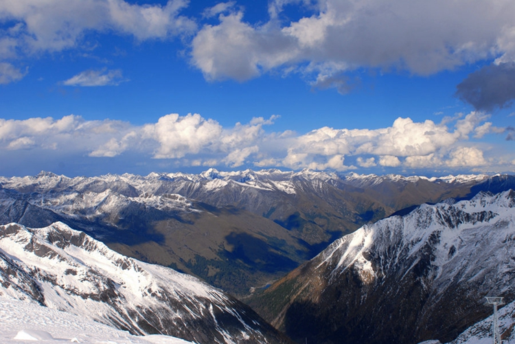 达古冰山-俯瞰群山.jpg 达古冰山-俯瞰群山.jpg