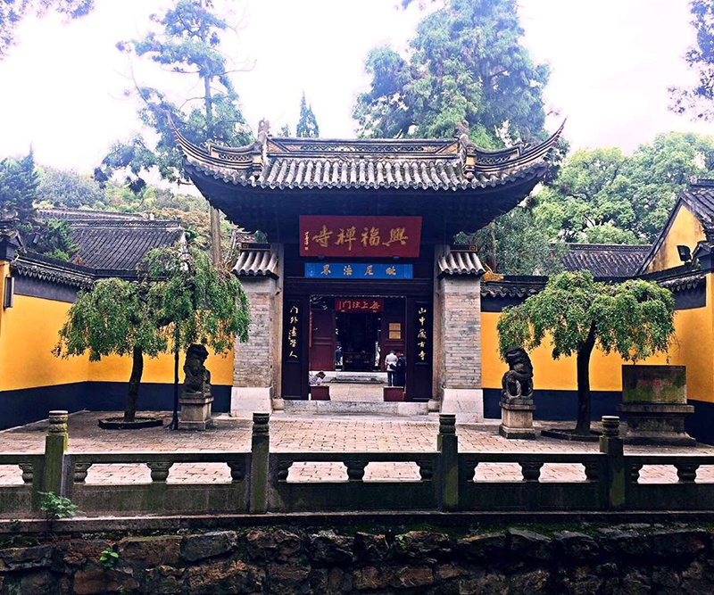 �������ܵǶ���ɽ