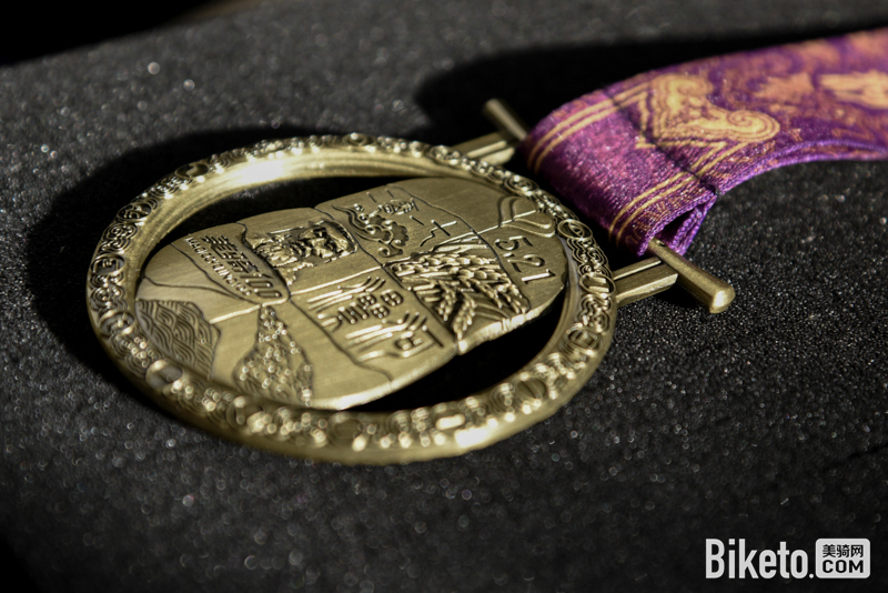 ����100���վ����