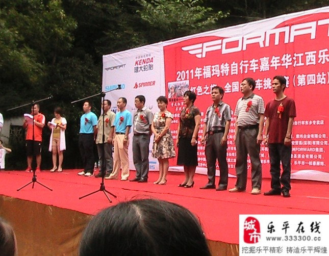 �����ر���