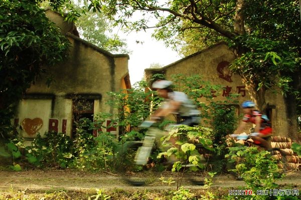 �Ǻ�&ldquo;�ݰ��ر�&rdquo;���г����껪