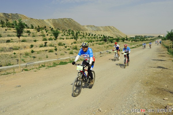 第三届丝绸之路“喜德盛”杯国际自行车拉力赛第二站