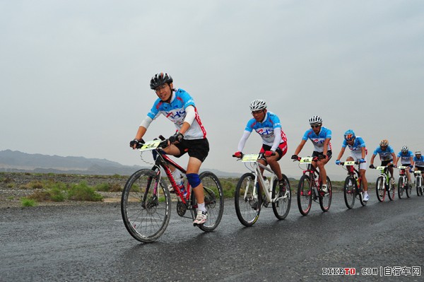 第三届丝绸之路“喜德盛”杯国际自行车拉力赛