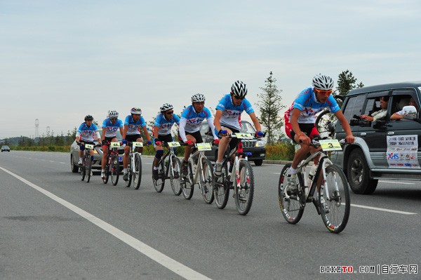 第三届丝绸之路“喜德盛”杯国际自行车拉力赛