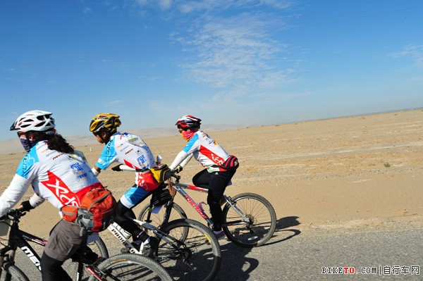 第三届丝绸之路“喜德盛”杯国际自行车拉力赛
