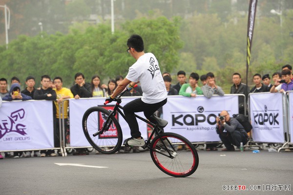 华南地区FIXED GEAR的节日!广州X-bike精英挑战赛首日(图文)
