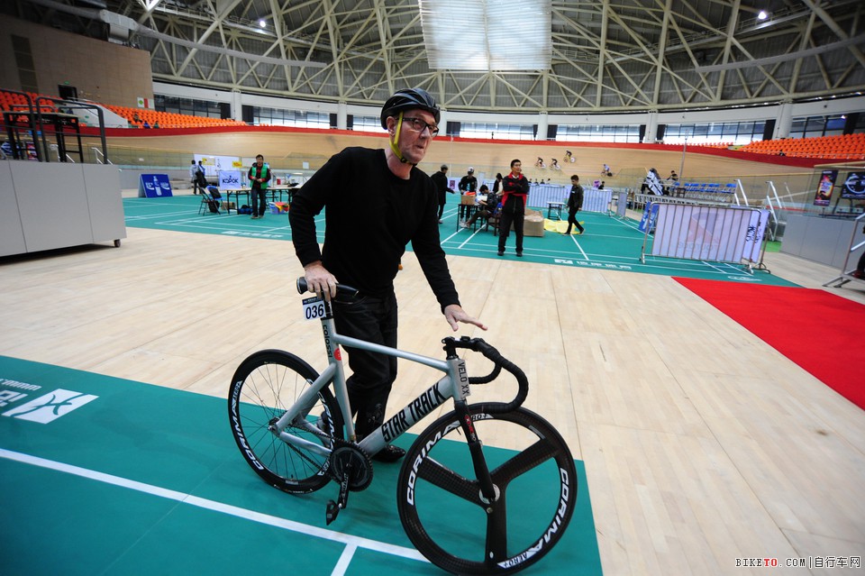 速度与激情!中国首届业余场地自行车赛——K.O.F(图文)