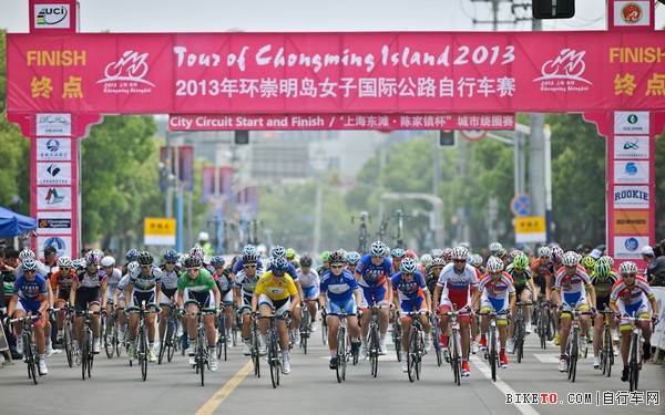 ��������Ů��������վ���Ĵ��������ж�Annette������2