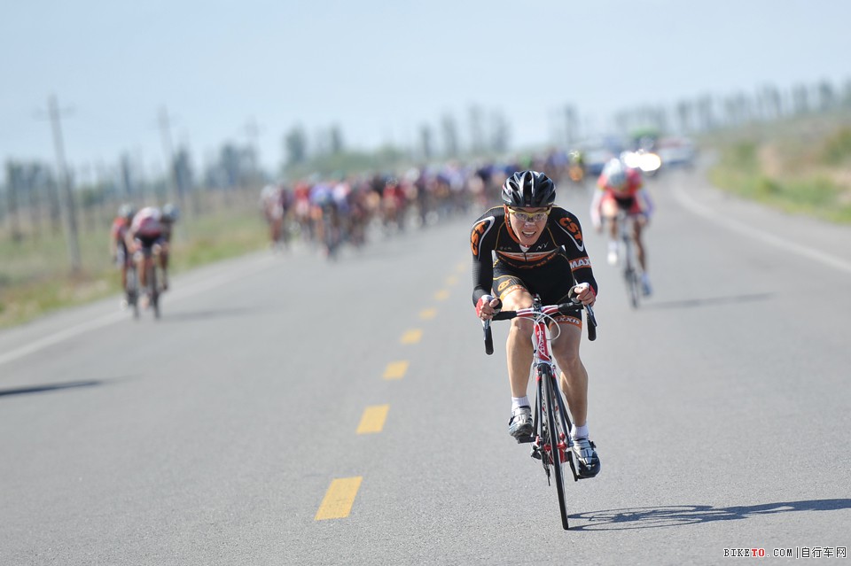 赛里木湖首战——丹尼尔力压朱梵心夺冠