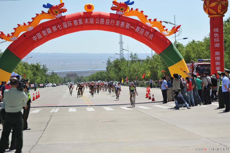 赛里木湖首战——丹尼尔力压朱梵心夺冠