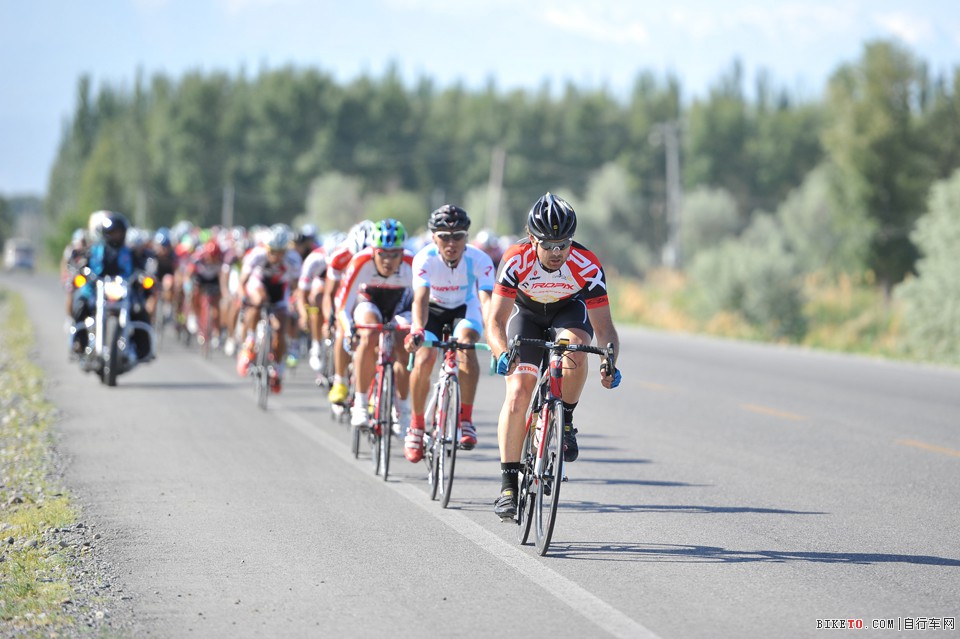 赛里木湖首战——丹尼尔力压朱梵心夺冠,凯路仕