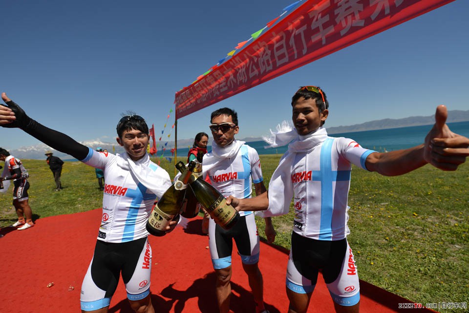 环赛里木湖公路自行车赛,环赛里木湖,第三站,哈泳雅,朱梵心,刘敏,霍海兵
