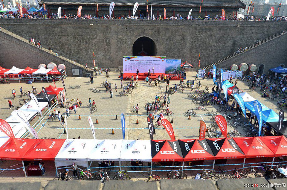 西安城墙赛 (1).jpg 西安城墙赛 (1).jpg