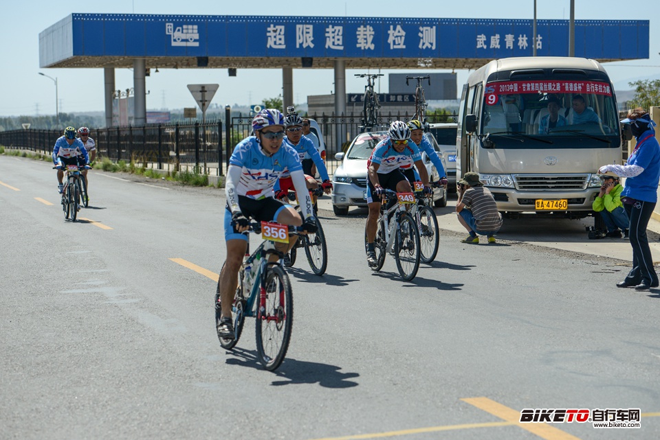 喜德盛丝绸之路拉力赛2013day2 (22).jpg