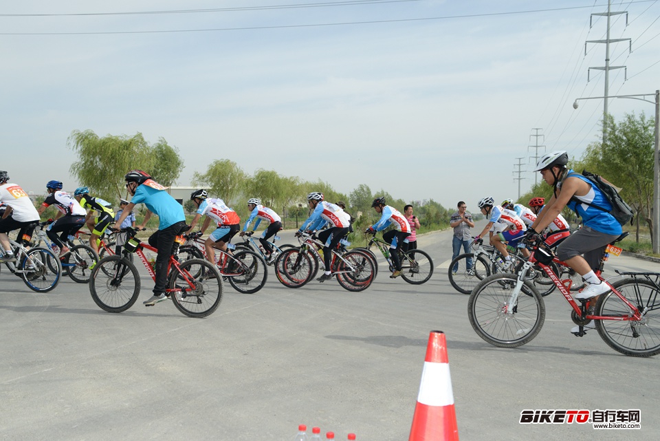 喜德盛丝绸之路2013第五天 (24).jpg