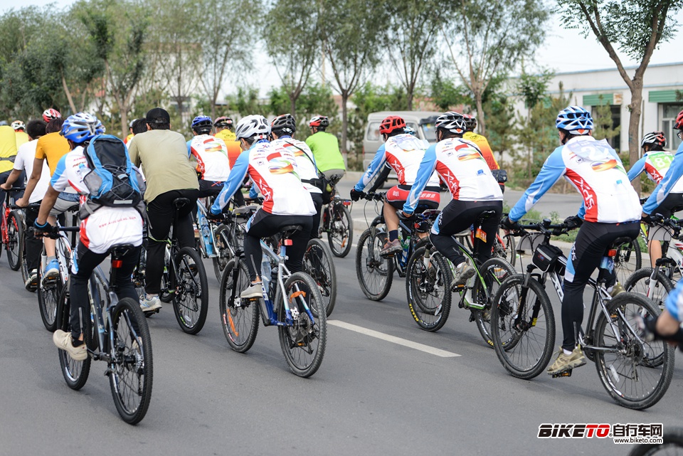 喜德盛丝绸之路2013第六天 (16).jpg