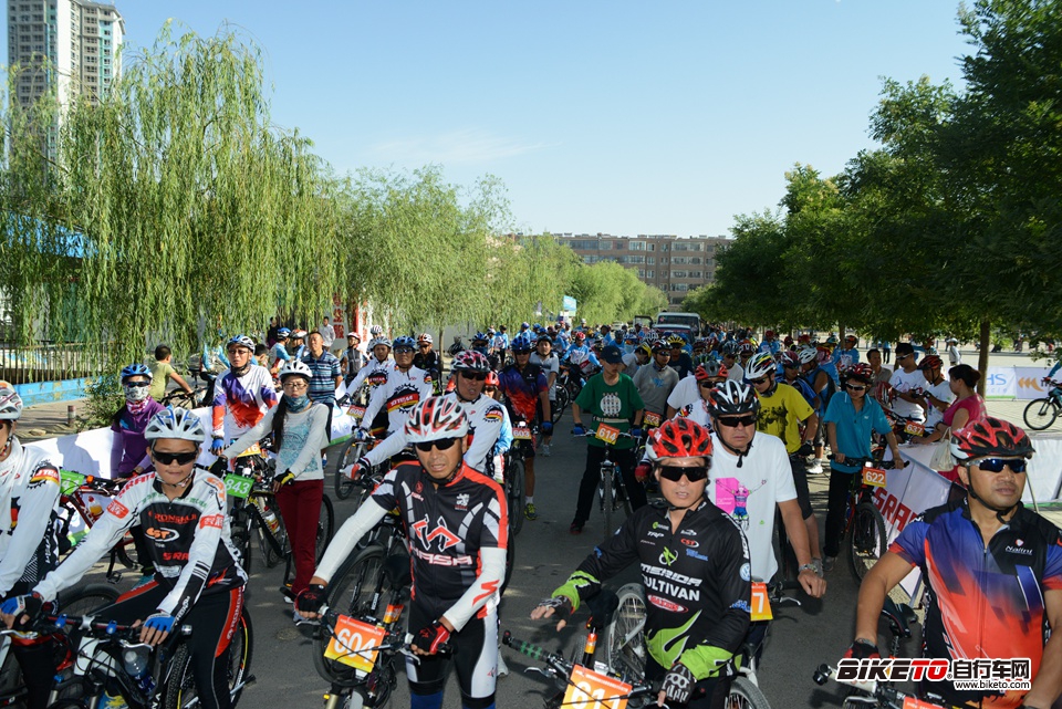 喜德盛丝绸之路2013第五天 (20).jpg