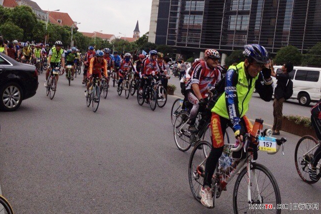 起点出发.jpg 起点出发.jpg