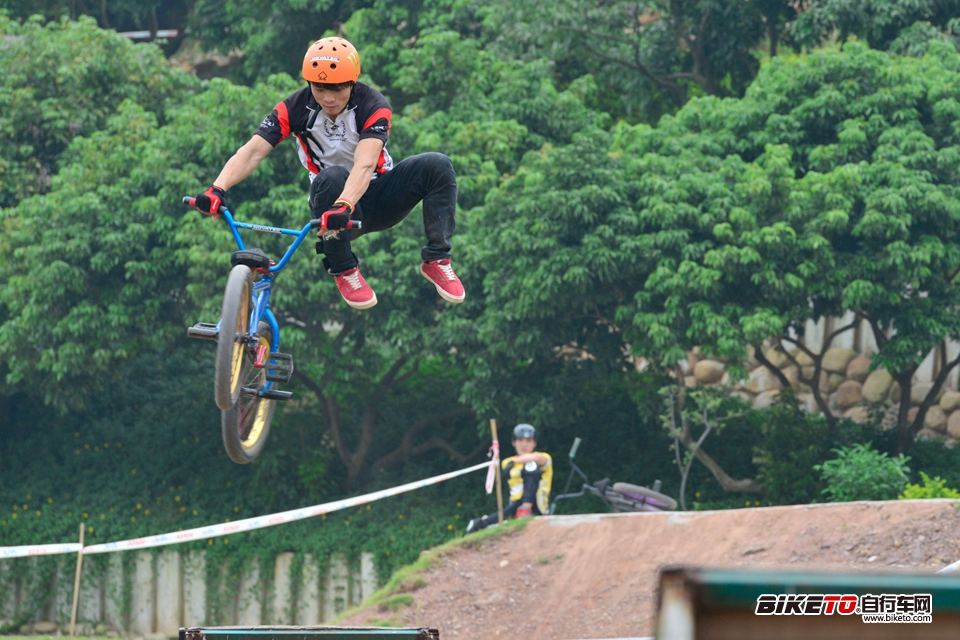 "建大&亚猎士"杯喜德盛自行车训练基地山地越野赛 "建大&亚猎士"杯喜德盛自行车训练基地山地越野赛