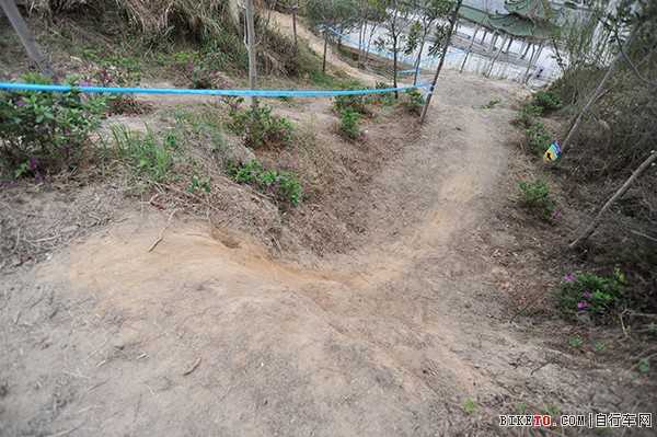 第一坡度下山.jpg 第一坡度下山.jpg