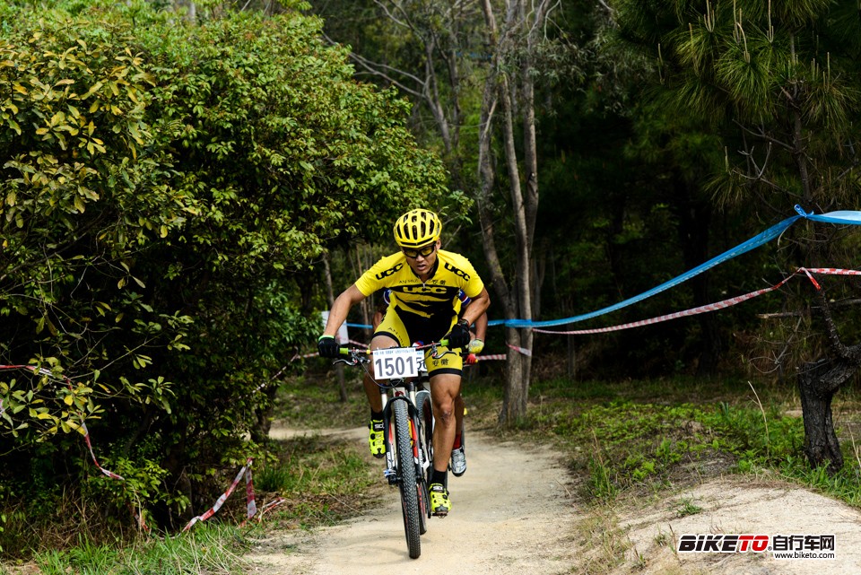 那扎尔别克 那扎尔别克