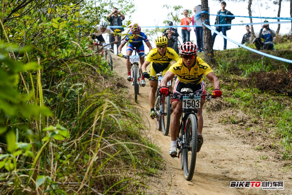 ,姬建华、那扎尔别克、孙小龙、封宽杰 ,姬建华、那扎尔别克、孙小龙、封宽杰