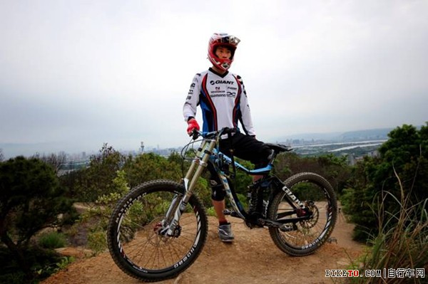 江胜山3.jpg 江胜山3.jpg